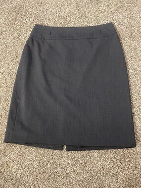 Liz Claiborne Charcoal Pencil Skirt with Subtle Back Vent